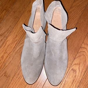 Seychelles Women's Score Ankle Bootie size 9